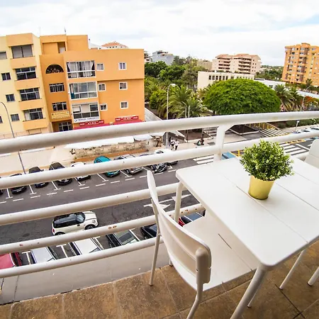 Marte - Universo Vacacional Los Cristianos (Tenerife)